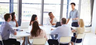 Formation sur-mesure: que choisir pour un directeur des ventes ? Formation sur-mesure: que choisir pour un directeur des ventes ?